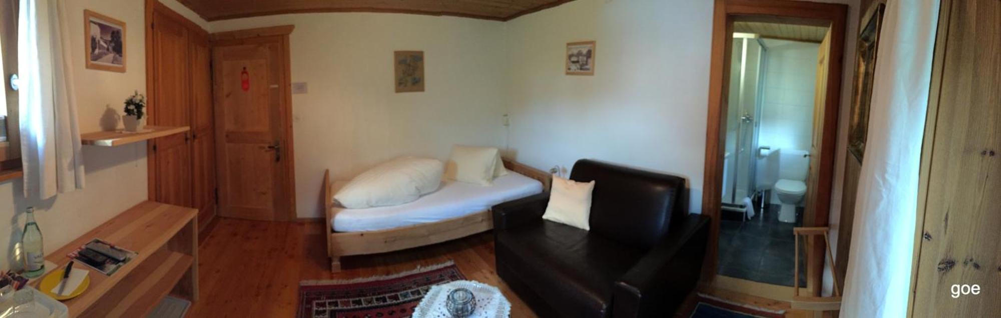 Hotel Chasa Sofia Scuol Rum bild